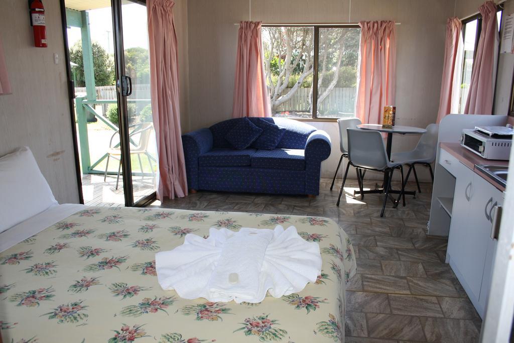 Bay View Holiday Village East Devonport ภายนอก รูปภาพ
